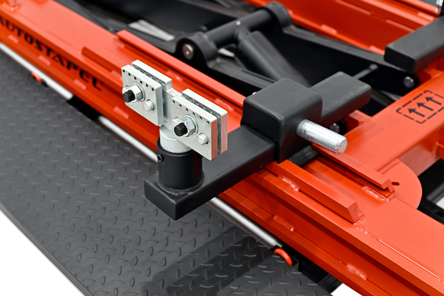 Стенд для исправления геометрии кузовов и рам аварийных автомобилей AS-TORNADO-2